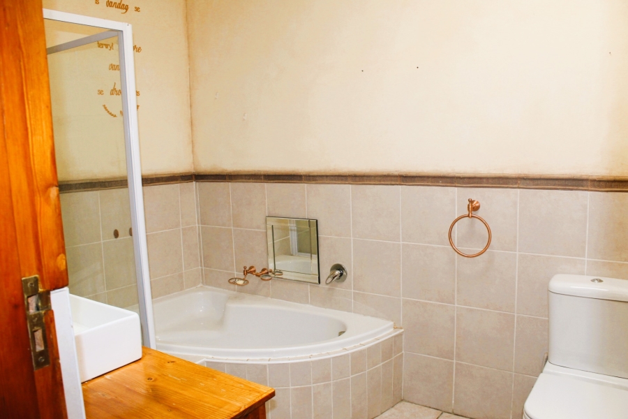 3 Bedroom Property for Sale in Deneysville Free State